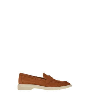 Ailey Suede Loafer Shoes Feet