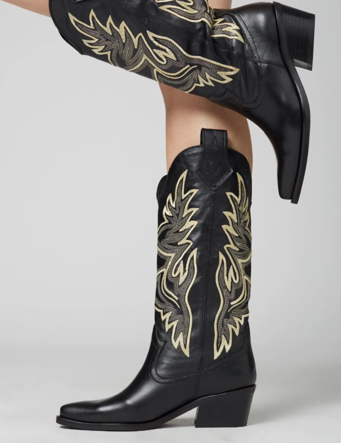 Dramen western cowboy boots in black leather womens shoes Distressed Cowboy Boots