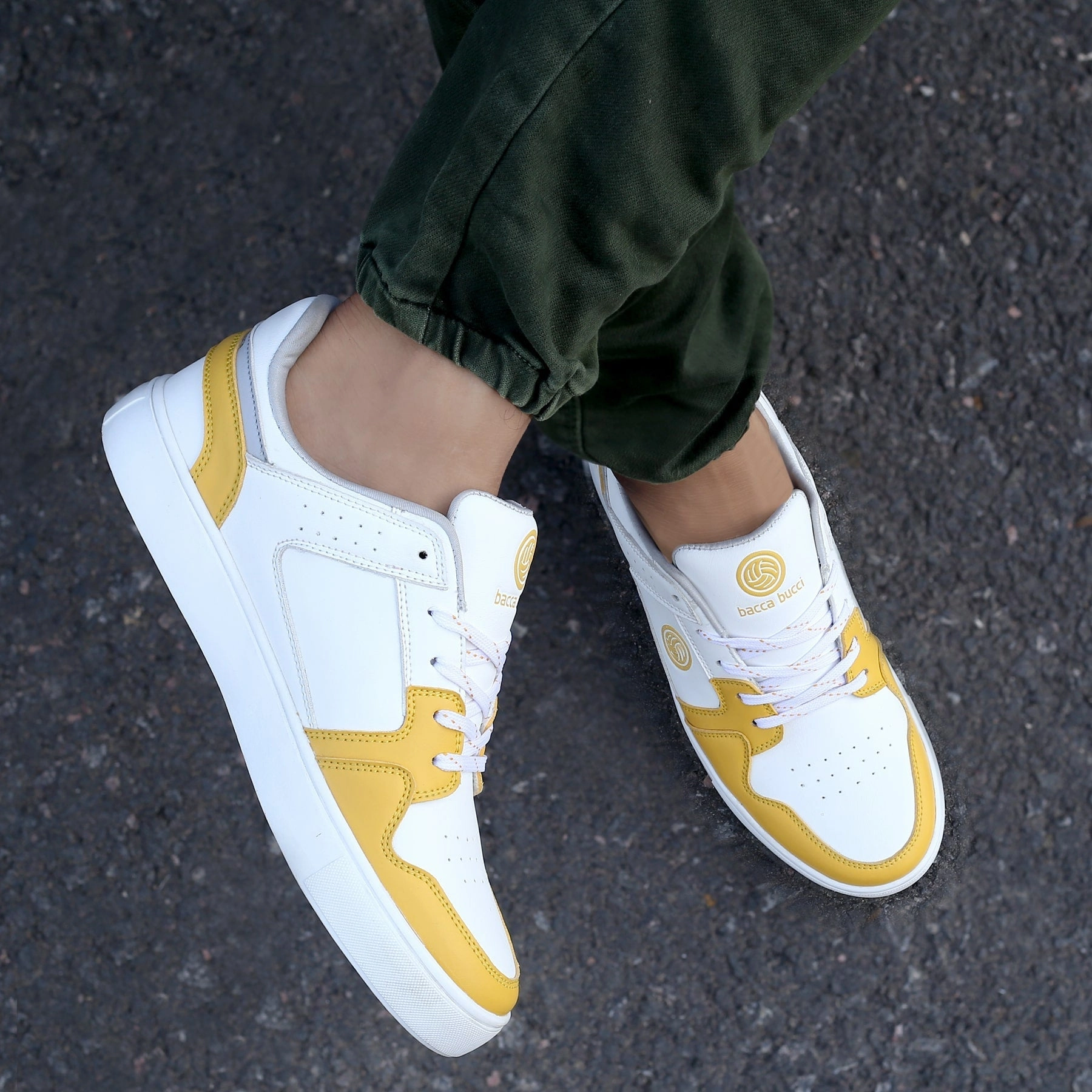 Boys Sneakers Size 3 Bacca Bucci Simba