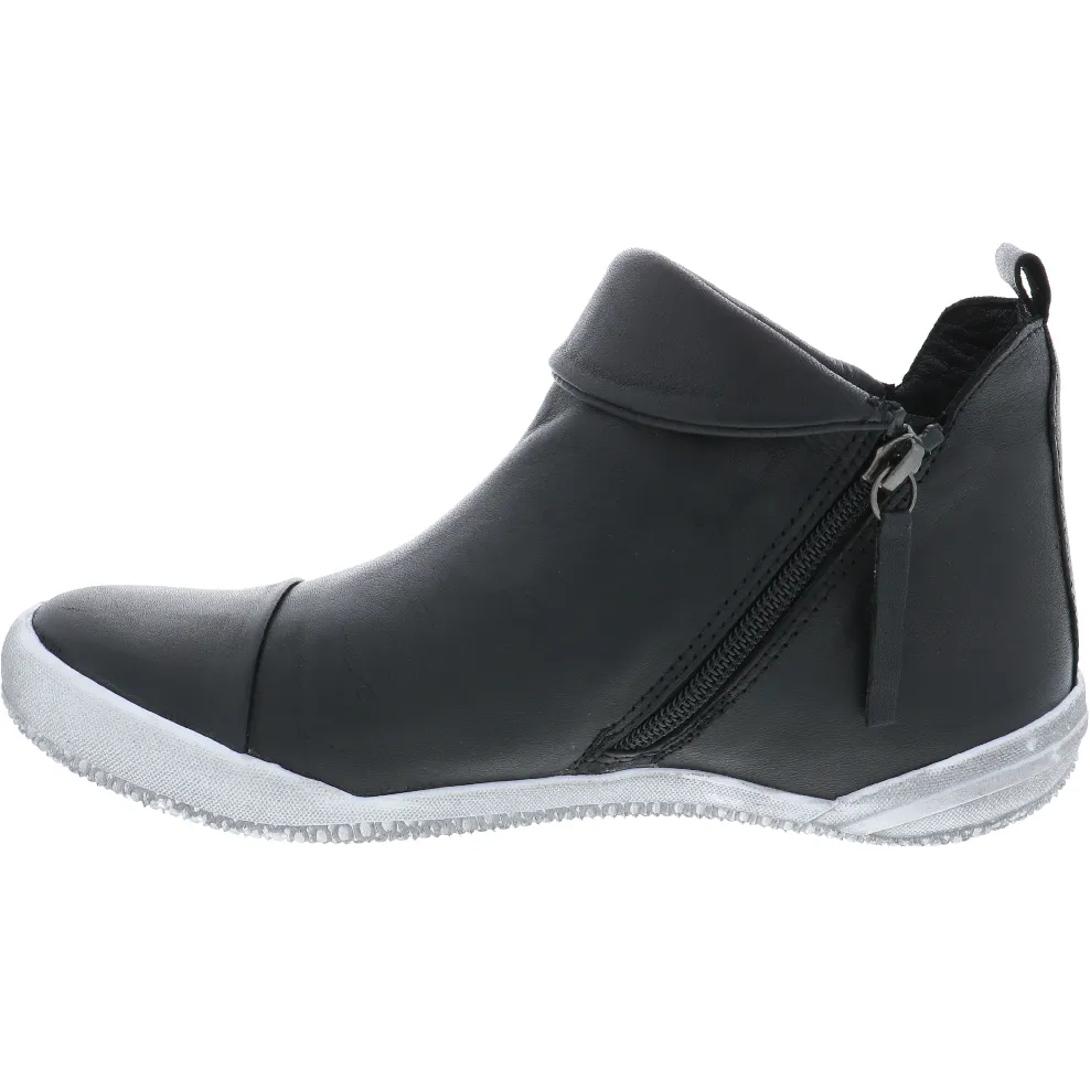 Studded Flat Mary Jane Shoes ANEHSA VALENTINA