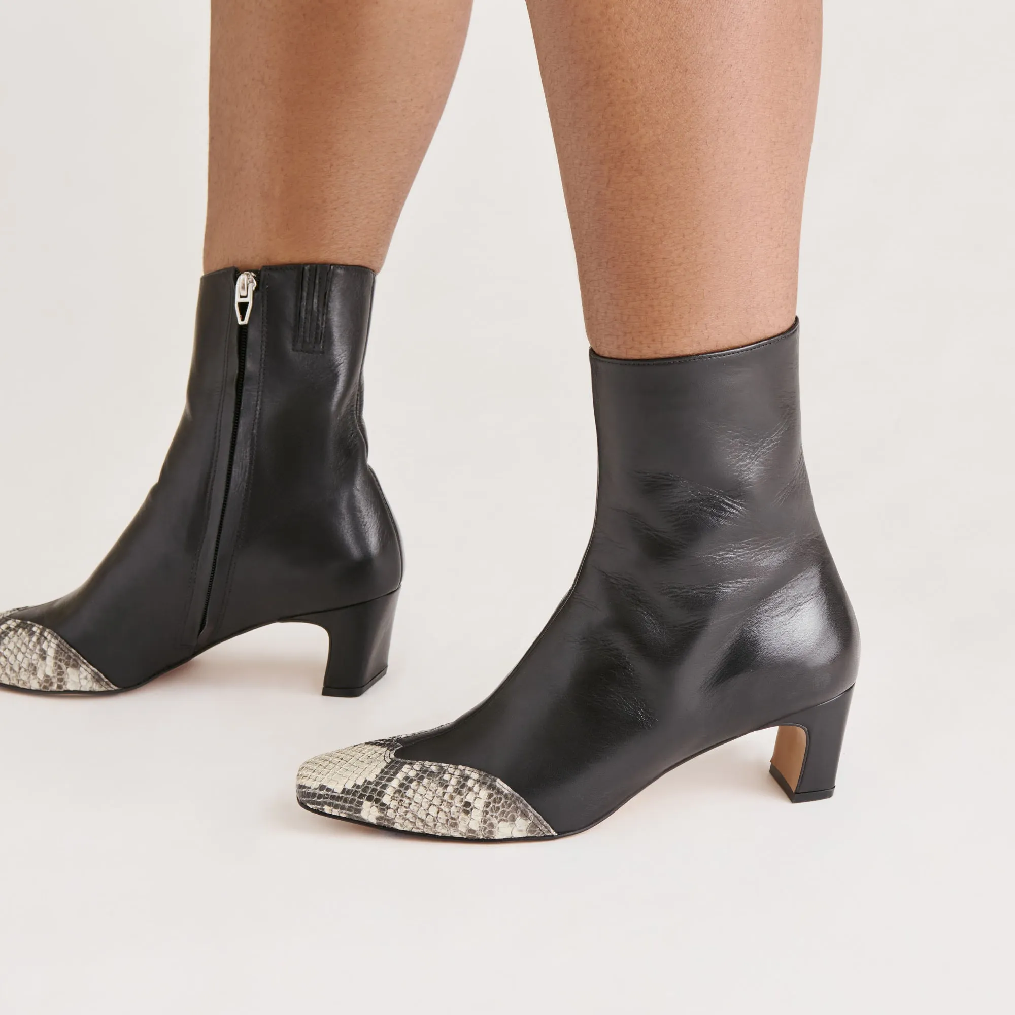 ANIKA BOOTS BLACK MULTI LEATHER Touring Ski Boots