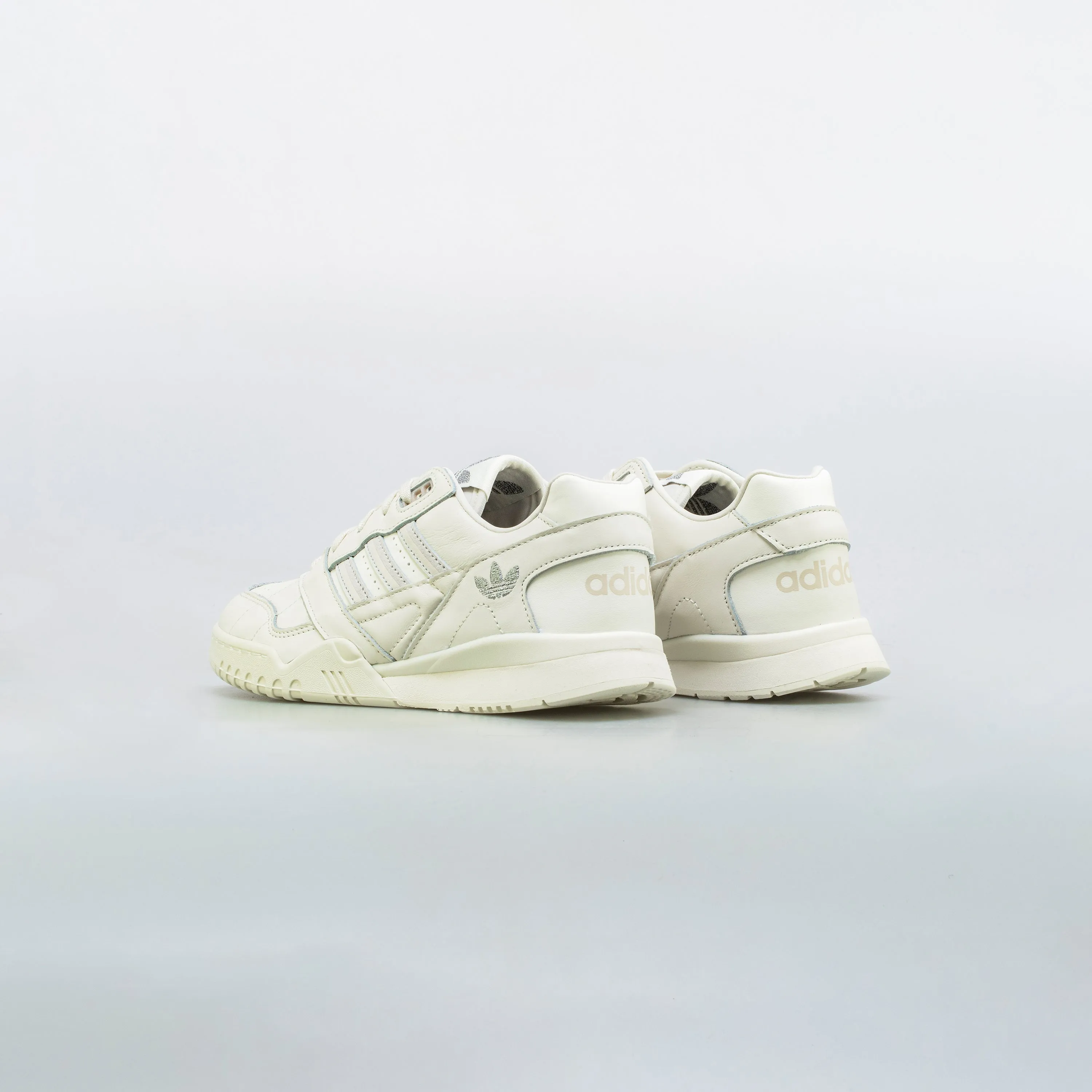 Dallas Tennis Shoes A.R. Trainer Womens Lifestyle Shoe - Bone/Off White
