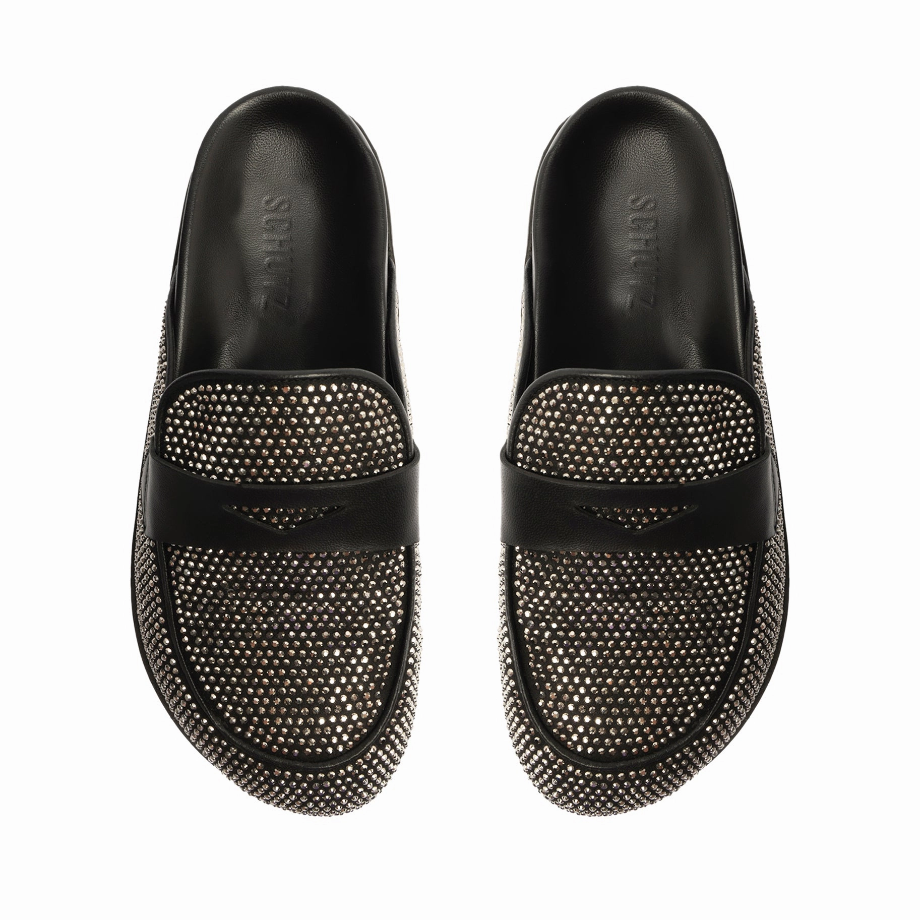 Flat Bottom Soccer Shoes Ava Flat