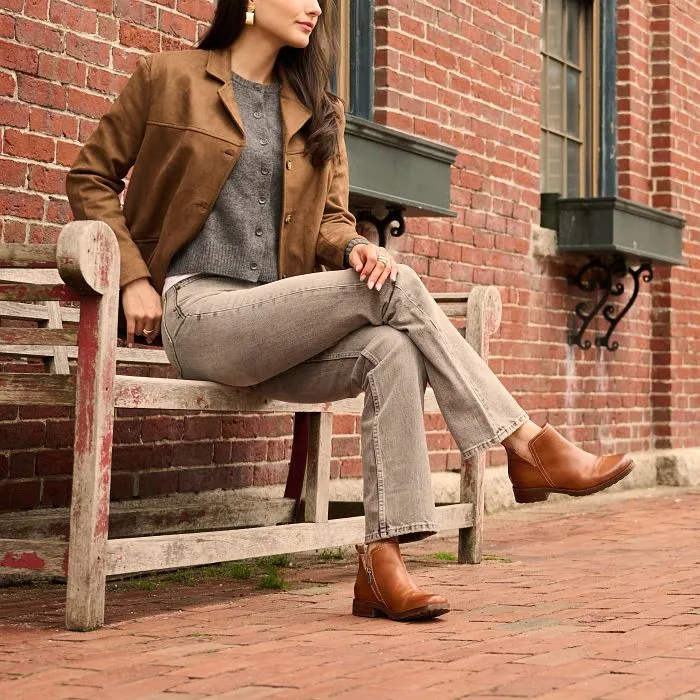 Beatrice Hero Boots 2026