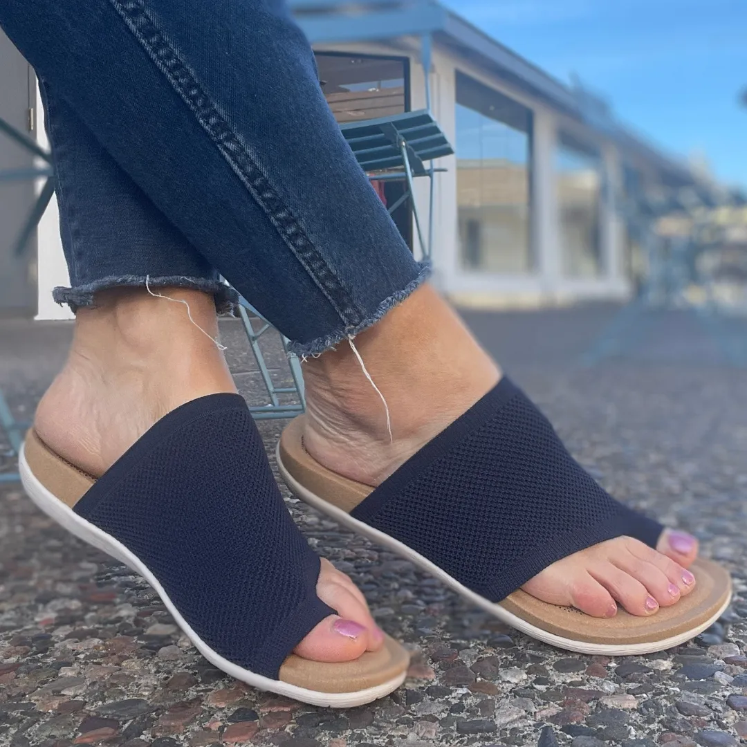 BIZA LAVISH Flat Shoes At