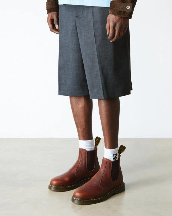 2976 Ambassador Leather Chelsea Boots - Cashew - Mens Costume Boots