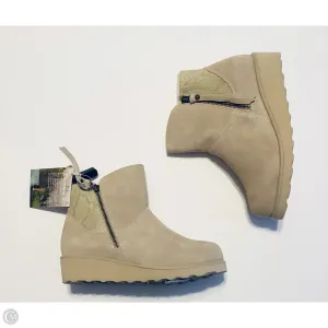 Watercolor Vegan Leather Ankle Boots Boots Ankle Flats By Bearpaw In Tan, Size: 7