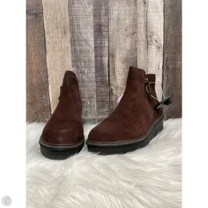 Boots Ankle Flats By Clarks In Brown, Size: 7 Ankle Boots With Spikes