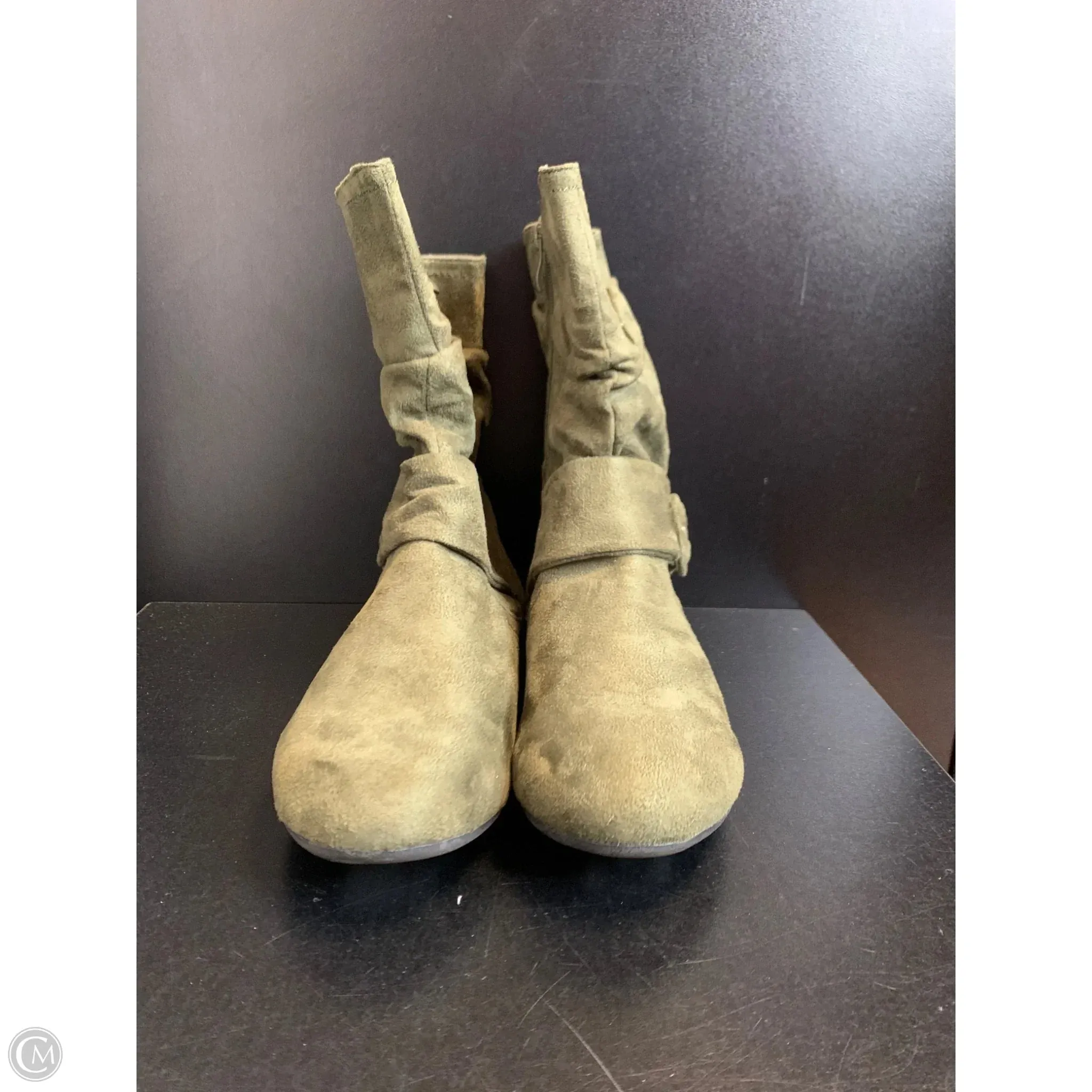 Rosa Ankle Boots Boots Ankle Flats By Herstyle In Green, Size: 11