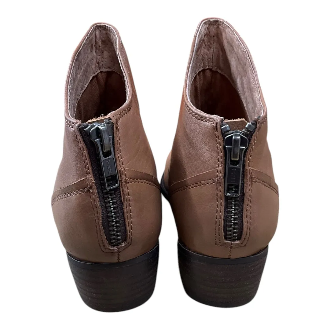 Boots Ankle Flats By Seychelles In Tan, Size: 6 Zipper Ankle Boots