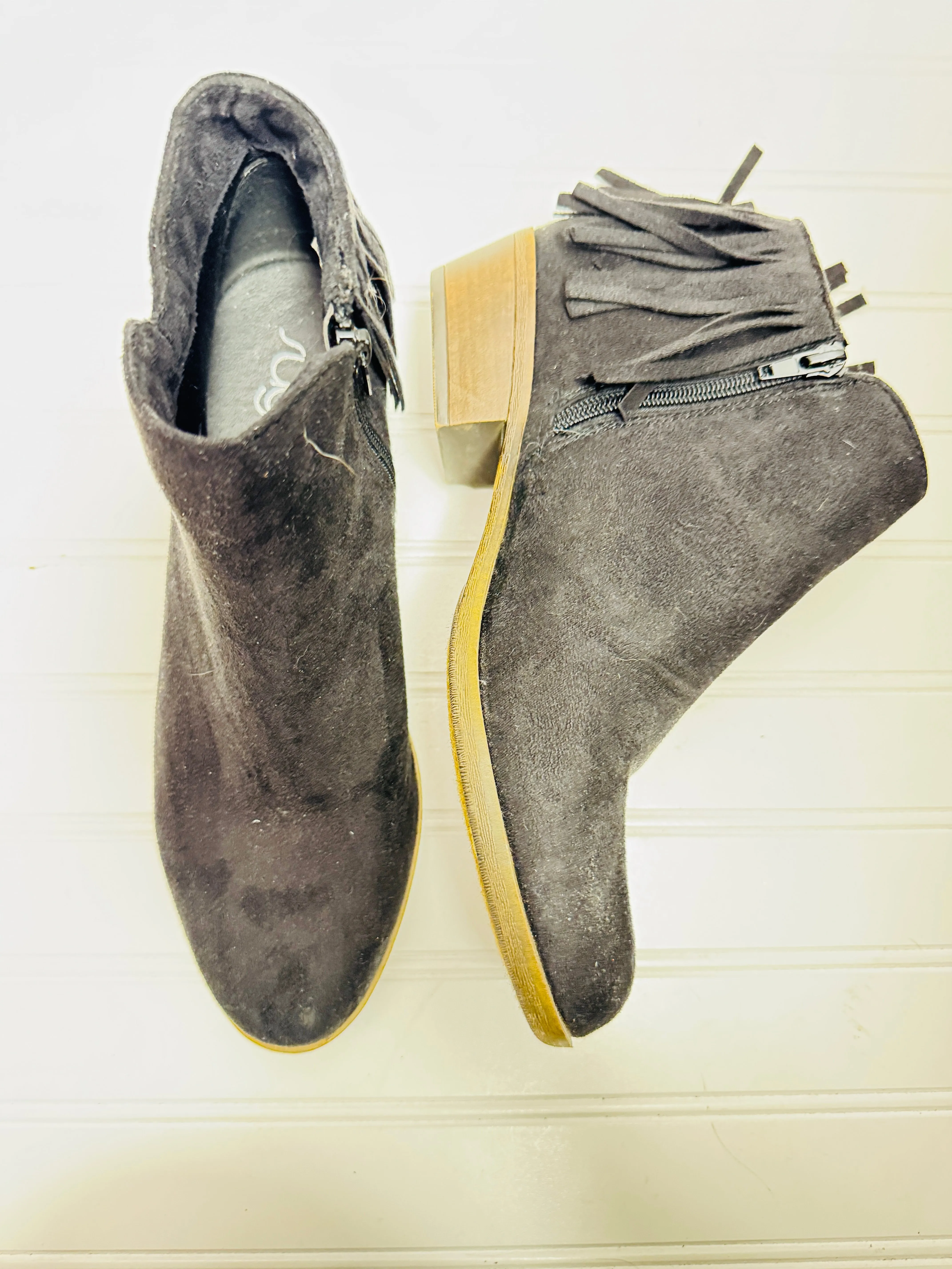 Boots For Broken Ankle Boots Ankle Flats By Sugar In Black, Size: 9