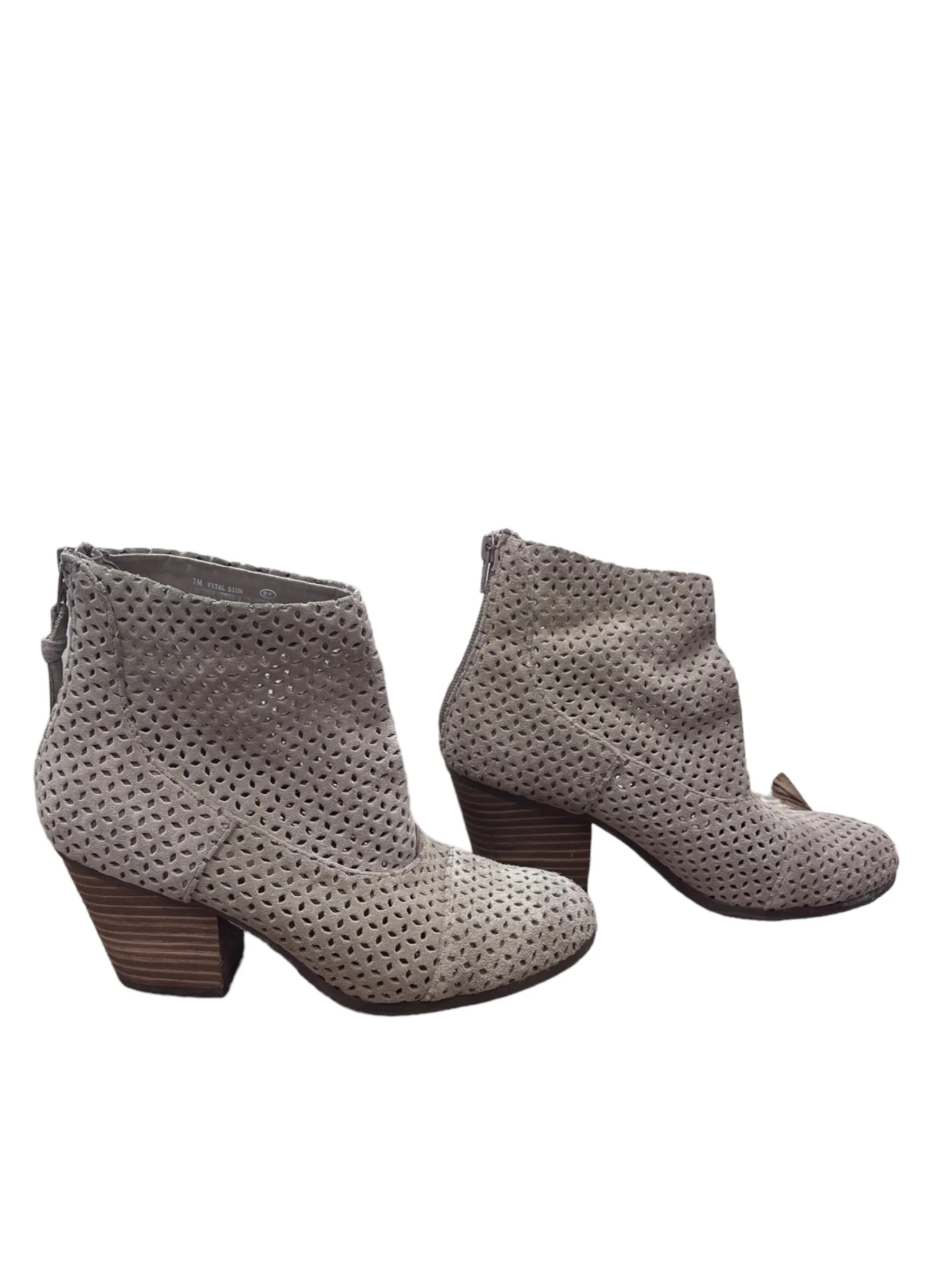 Boots Ankle Heels By Aerosoles  Size: 7 Size 4.5 Ankle Boots