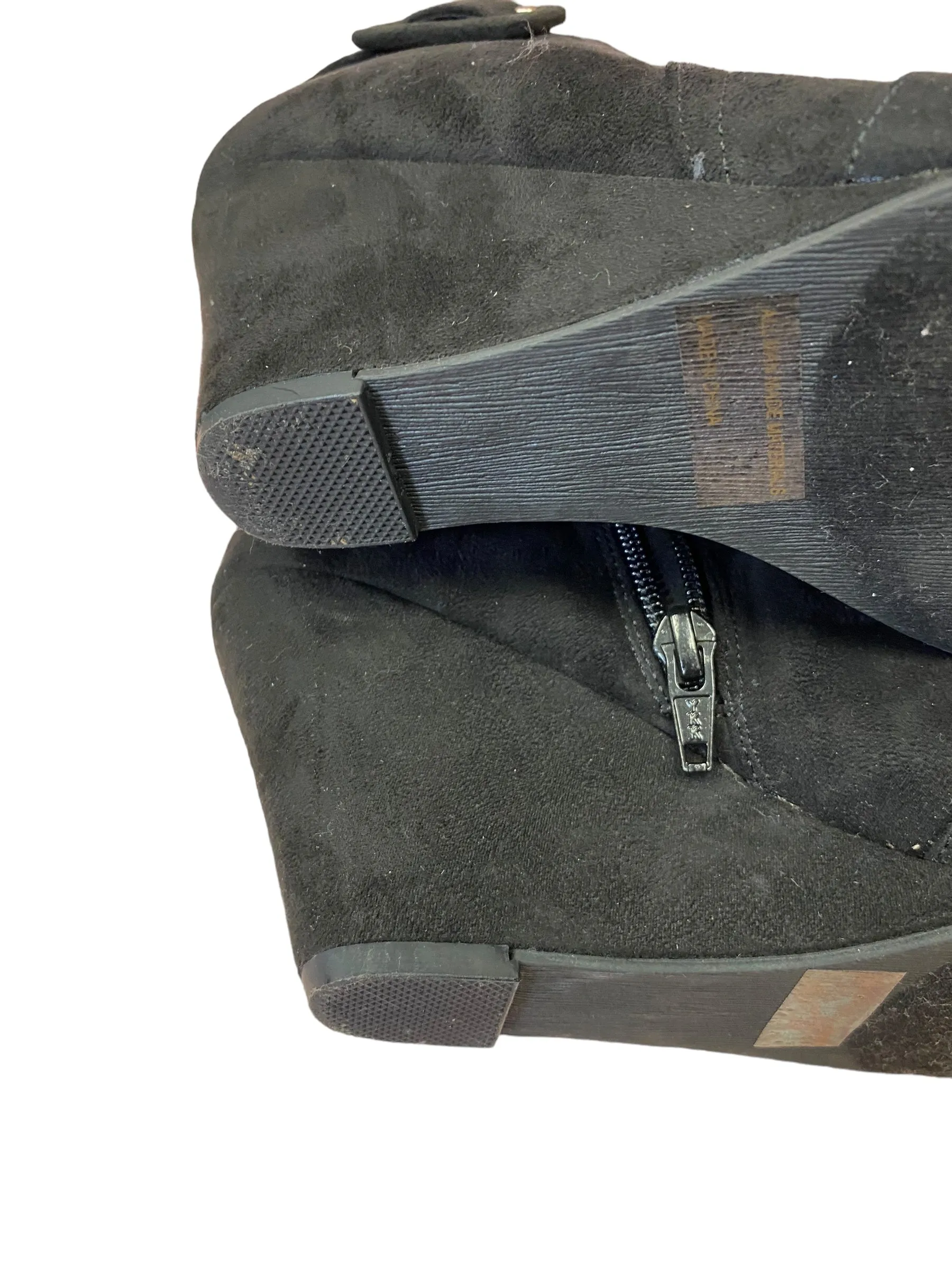 Boots Ankle Heels By Report In Black, Size: 7.5 Ambra Suede Ankle Boots