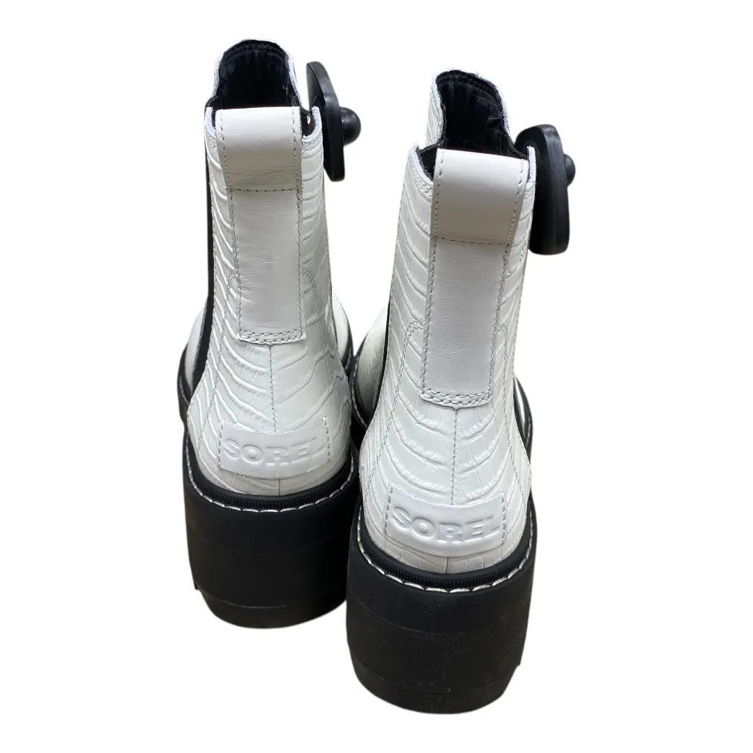 Boots Designer By Sorel In Black & White, Size:10 Boots In Style