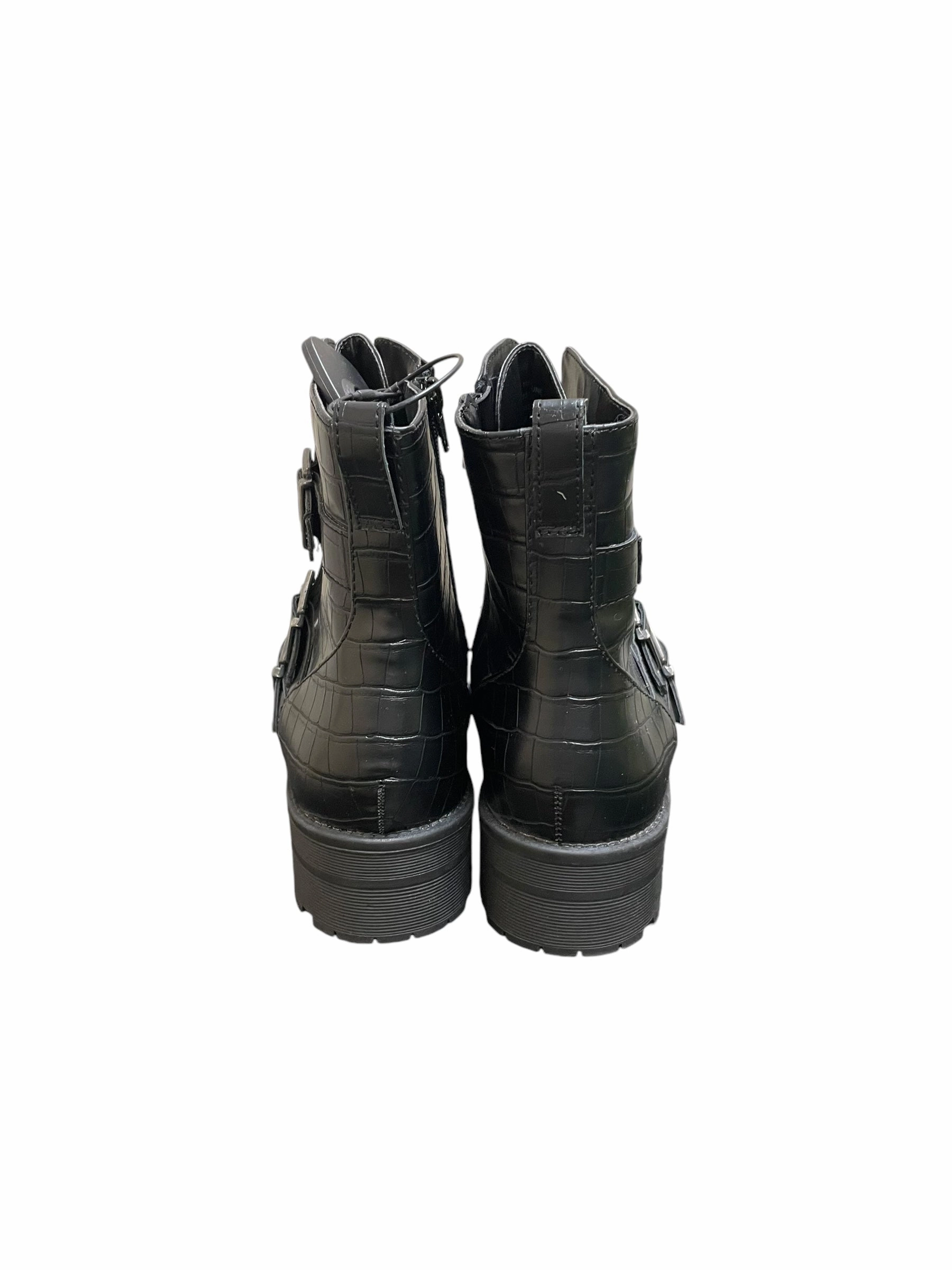 Leila Stone Ankle Boots Boots Ankle Flats By Arizona In Black, Size: 8petite