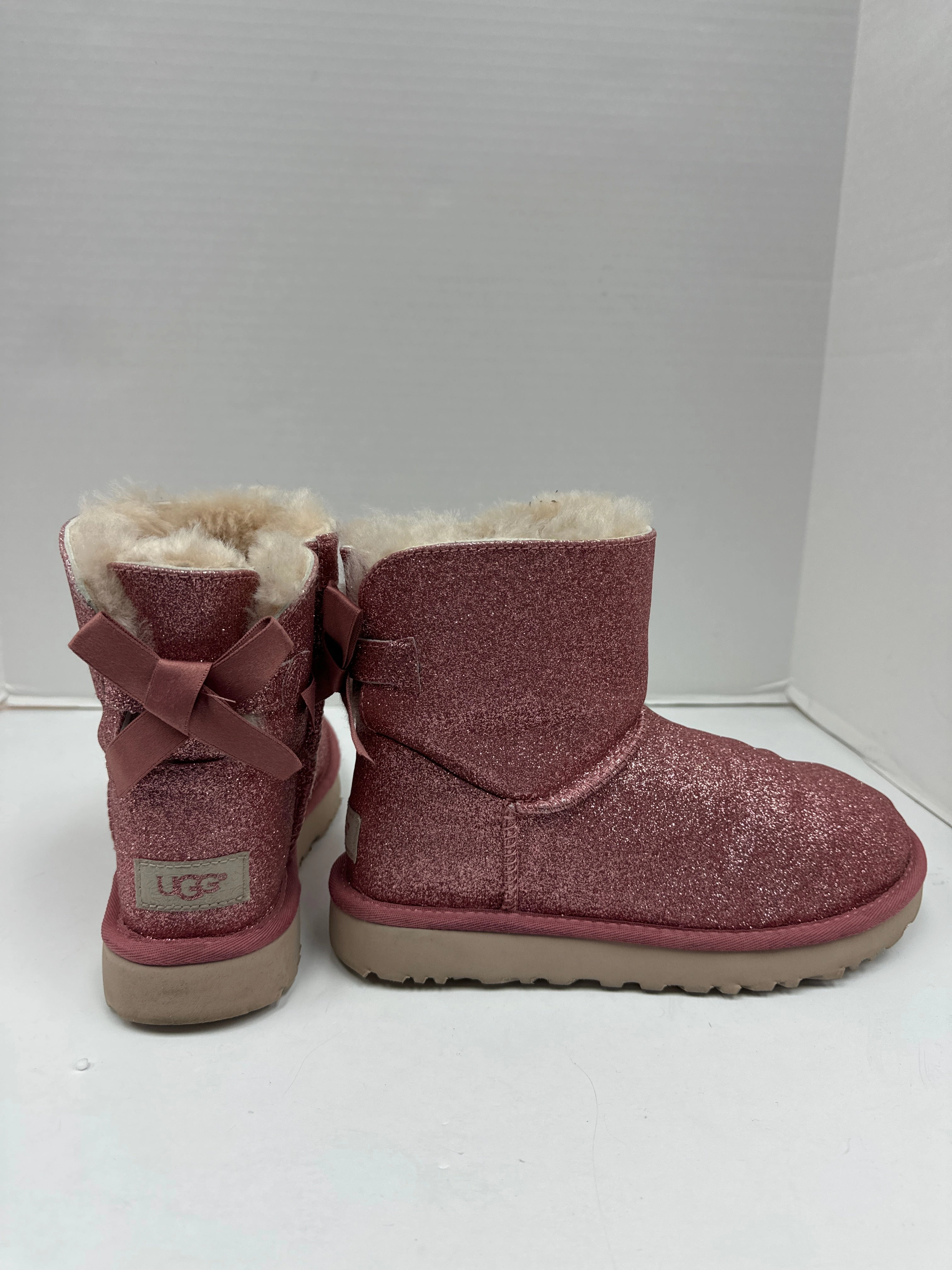 Boots Ankle Flats By Ugg  Size: 6 Motocross Ankle Boots