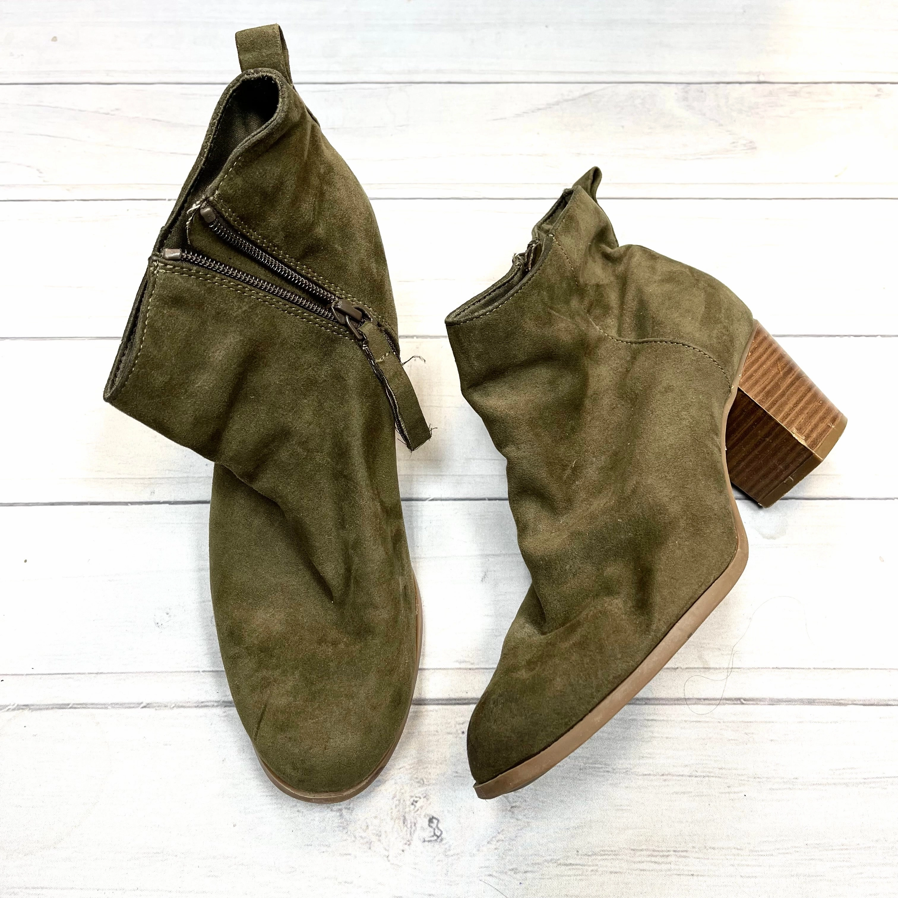 Boots Ankle Heels By Old Navy  Size: 9 Female Ankle Boots