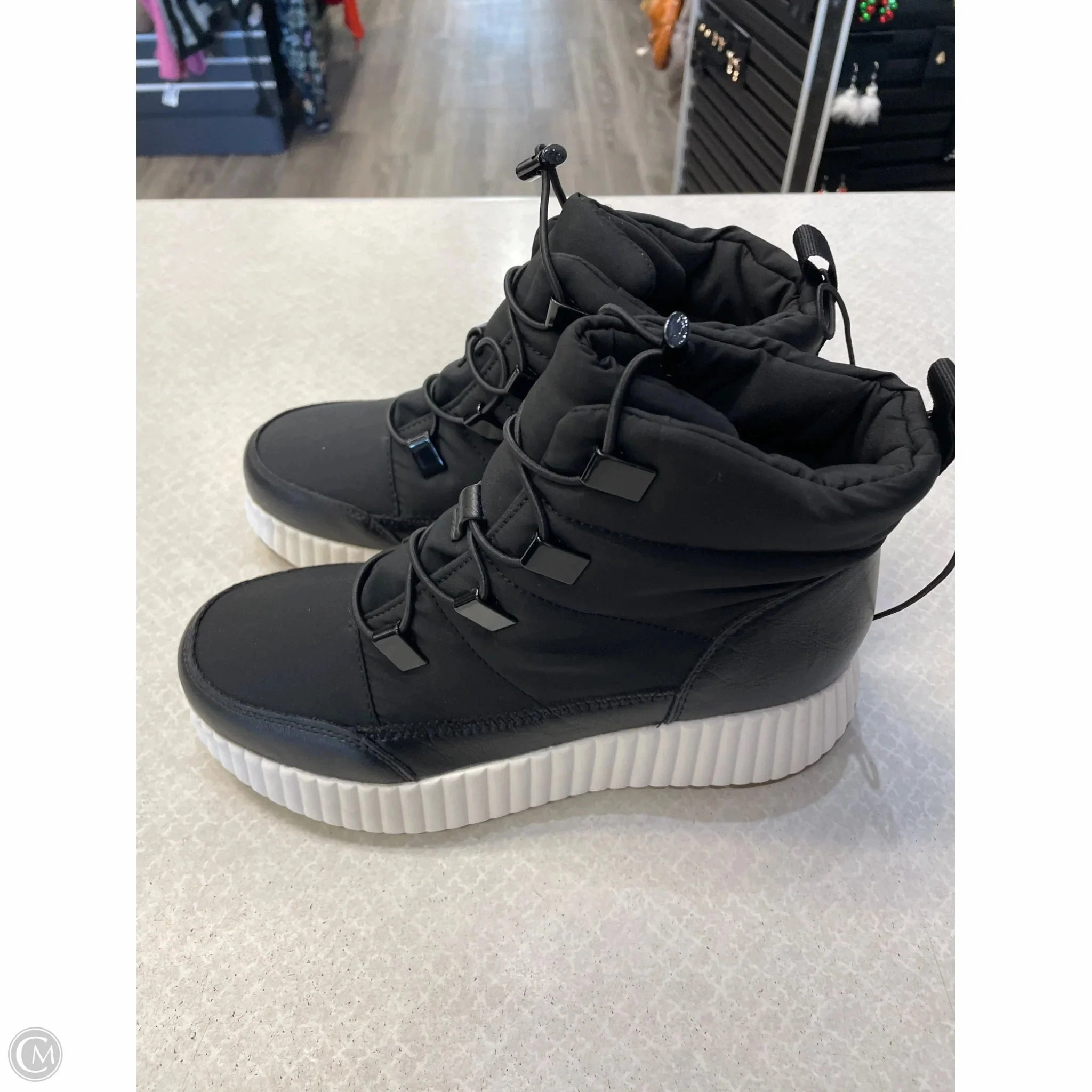 Cowgirl Boots Short Boots Snow By Falls Creek In Black & White, Size: 6