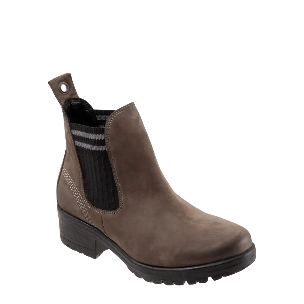 Fashionable Snow Boots Bueno Women's Florida Leather Pull On Heeled Chelsea Boot in Grey Nubuck/Grey Knit