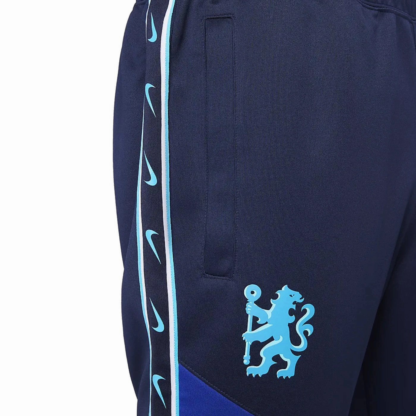 Chelsea FC Fanwear presentation tracksuit 2023 - Nike Wide Calf Platform Boots