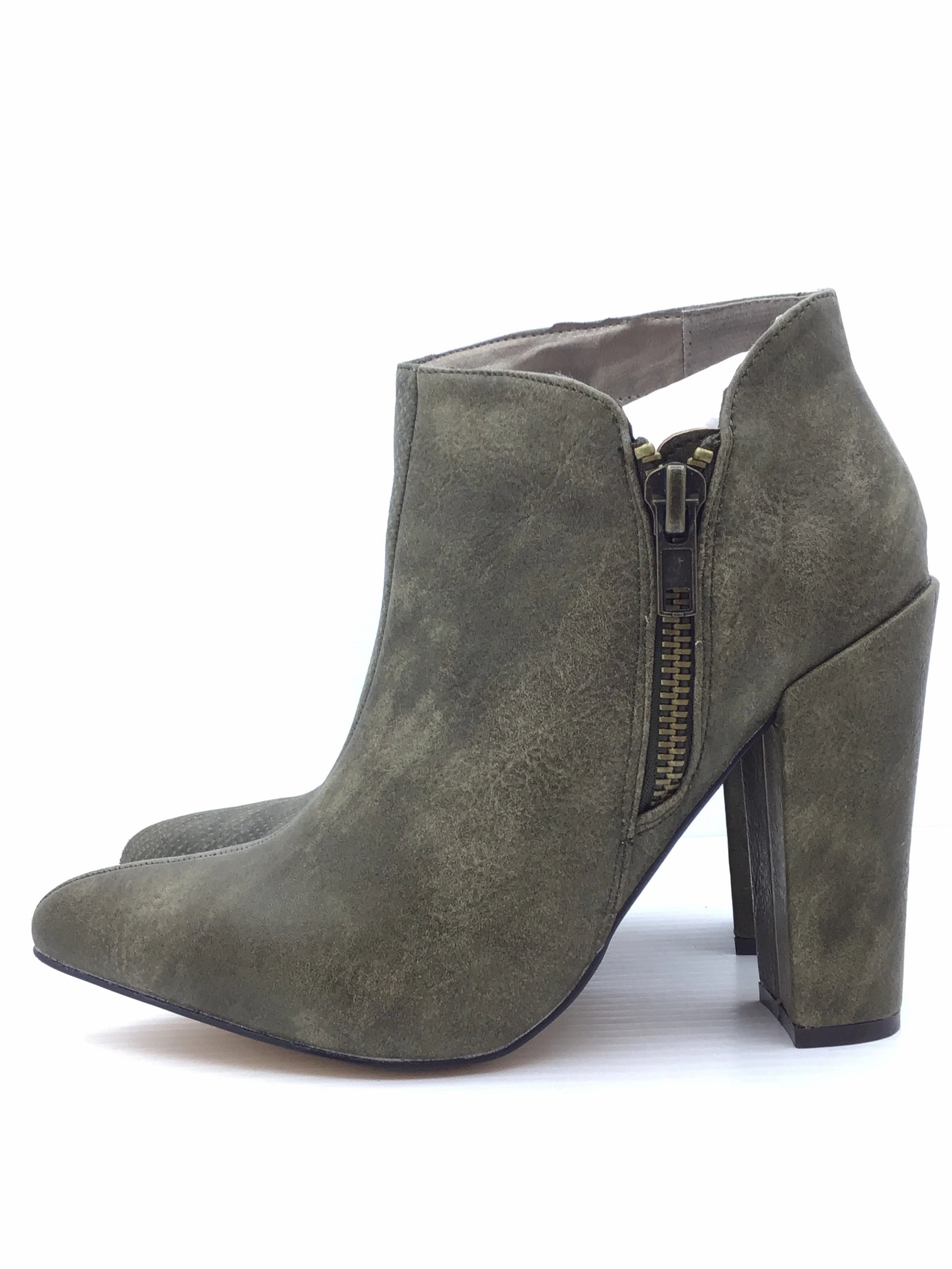 Slouch Western Ankle Boots Boots Ankle Heels By Michael Antonio  Size: 9