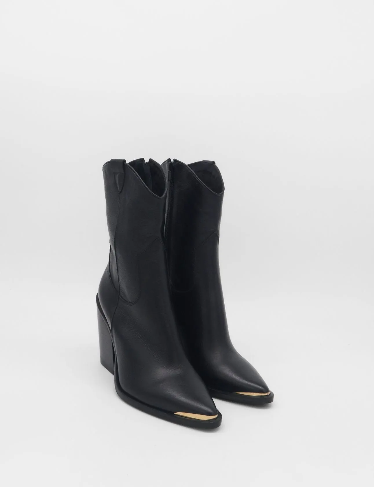 Boondockers Boots Coachella western cowboy boots in black leather womens shoes