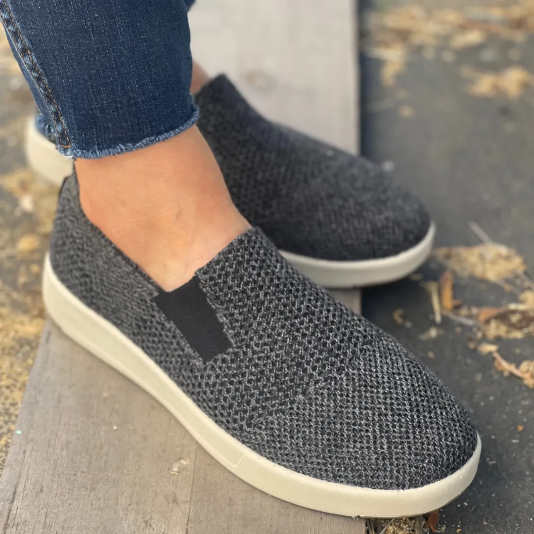 WOOLLOOMOOLOO SUFFOLK Flat Shoes On Sale