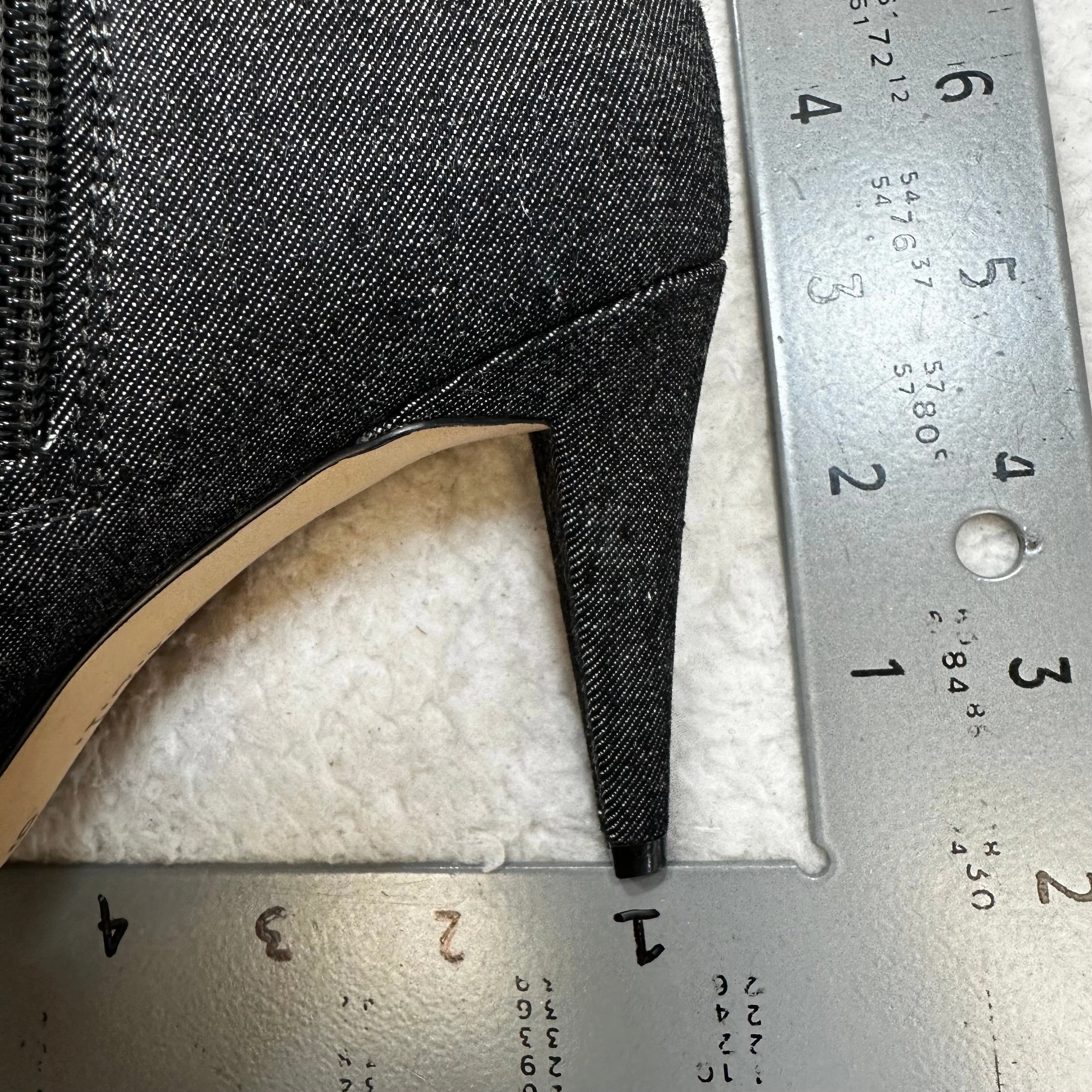 Ankle Boots In Wide Width Grey Boots Ankle Heels Gilli, Size 6