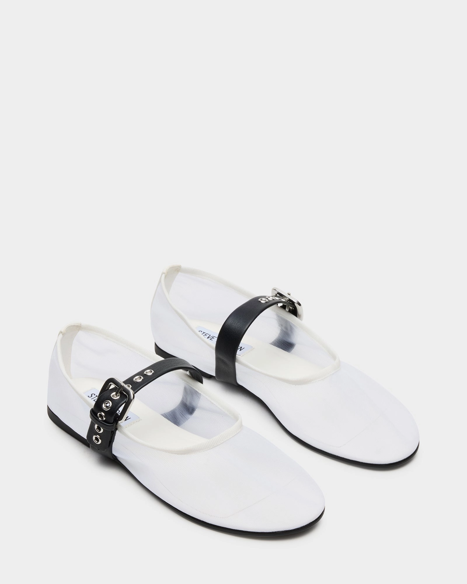 Outfit Loafers MITSY WHITE/BLACK