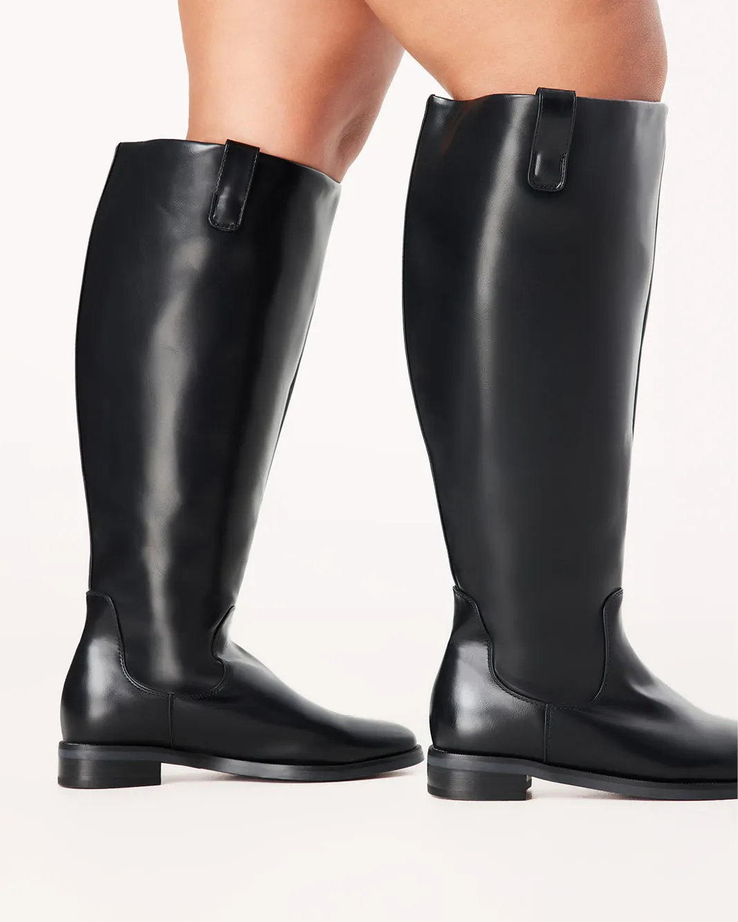 SYBIL EXTENDED CURVE - BLACK Closest Boots