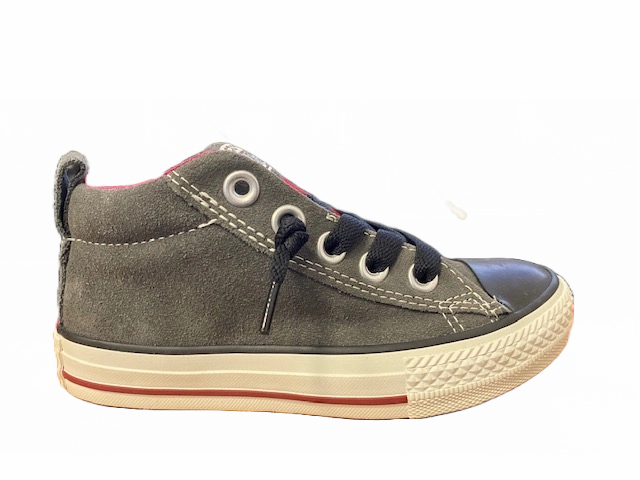 Converse Star Street 635151C Suits And Sneakers