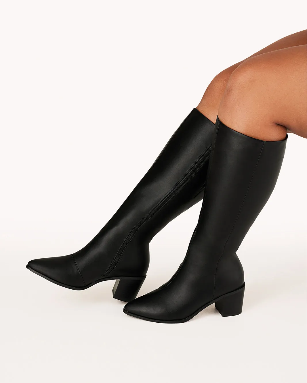 GRANGER CURVE - BLACK Ridge Cut Boots