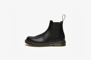 Dr. Martens "2976 Yellow Stitch Smooth Leather Chelsea Boot" M - Black Handcrafted Cowboy Boots