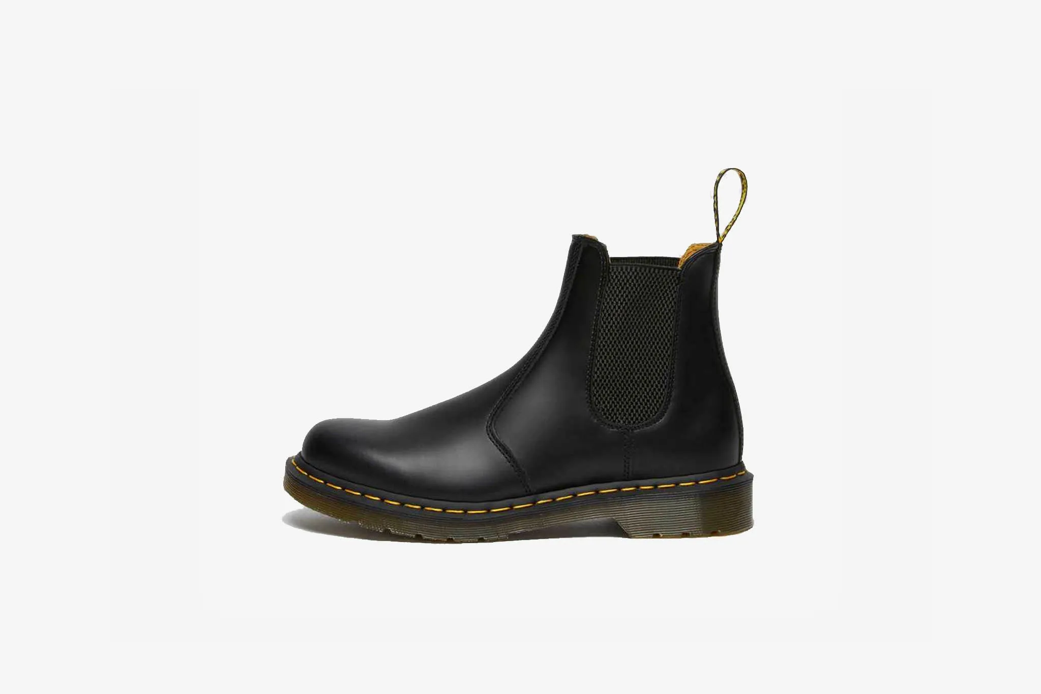 Trukka Boots Dr. Martens "2976 Yellow Stitch Smooth Leather Chelsea Boot" M - Black