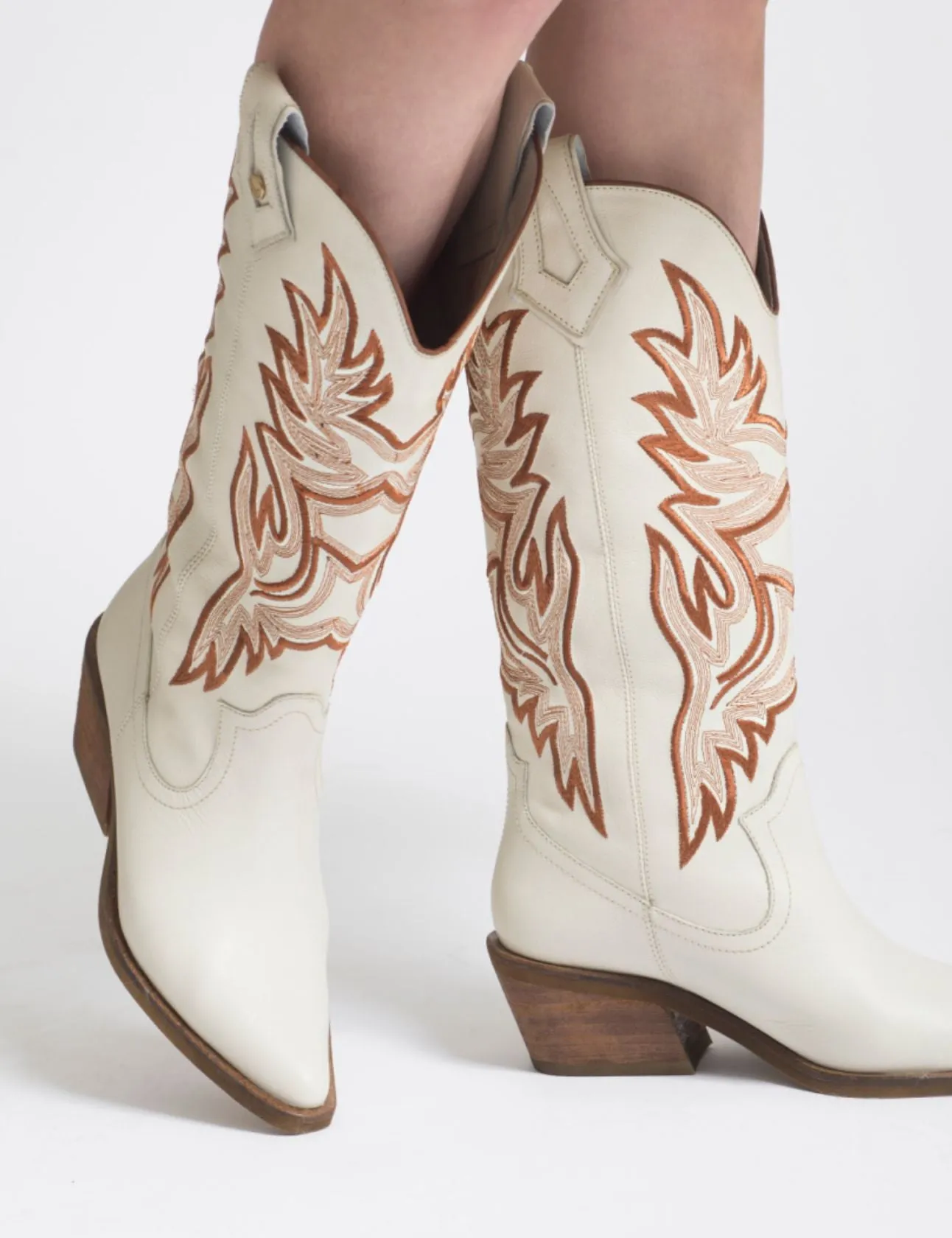 Dramen western cowboy boots in ivory leather womens shoes Belleville Military Boots