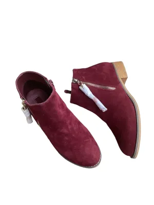 Leather Desert Ankle Boots Boots Ankle Flats By Forever 21  Size: 6