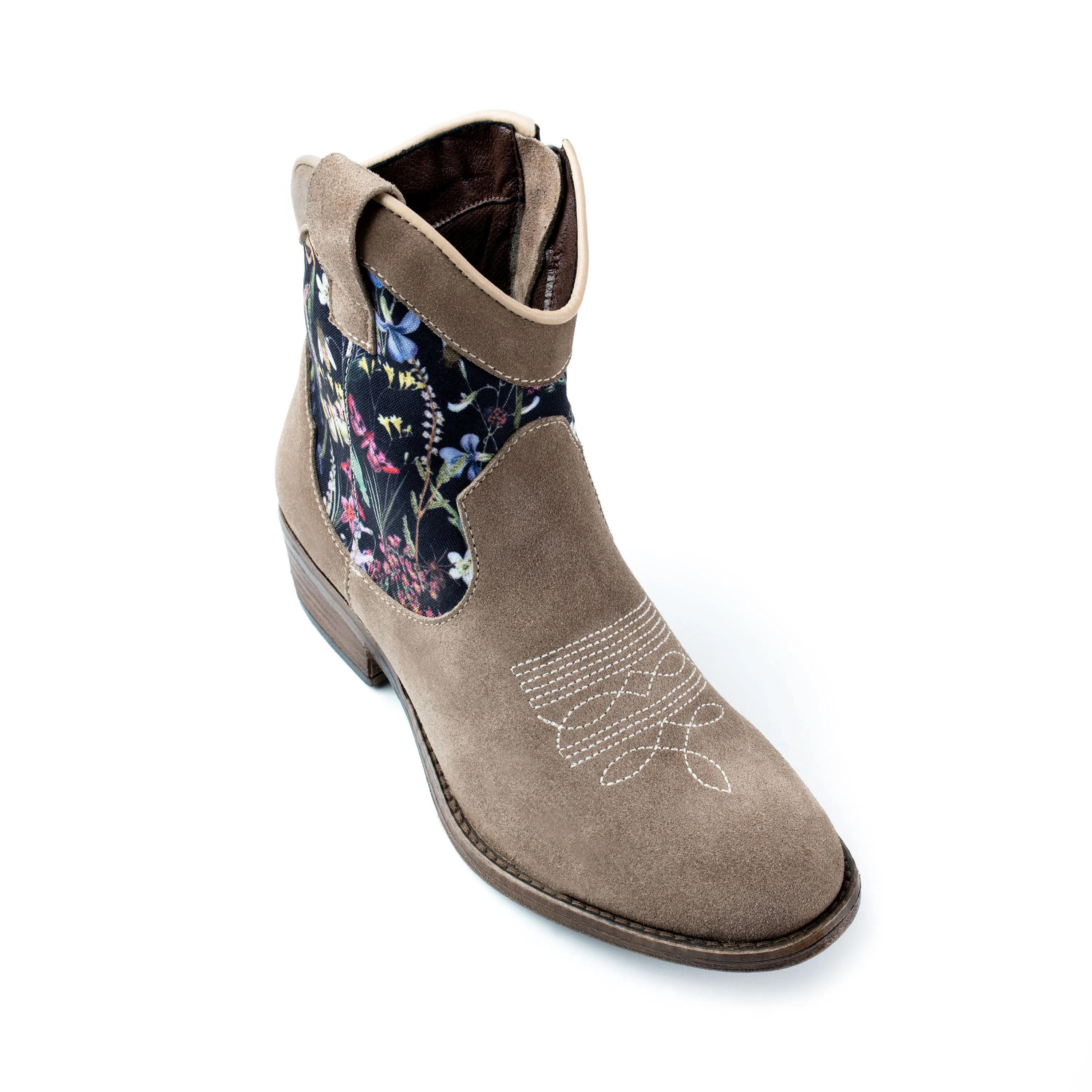 Female Boots Monterey Black Western Boot