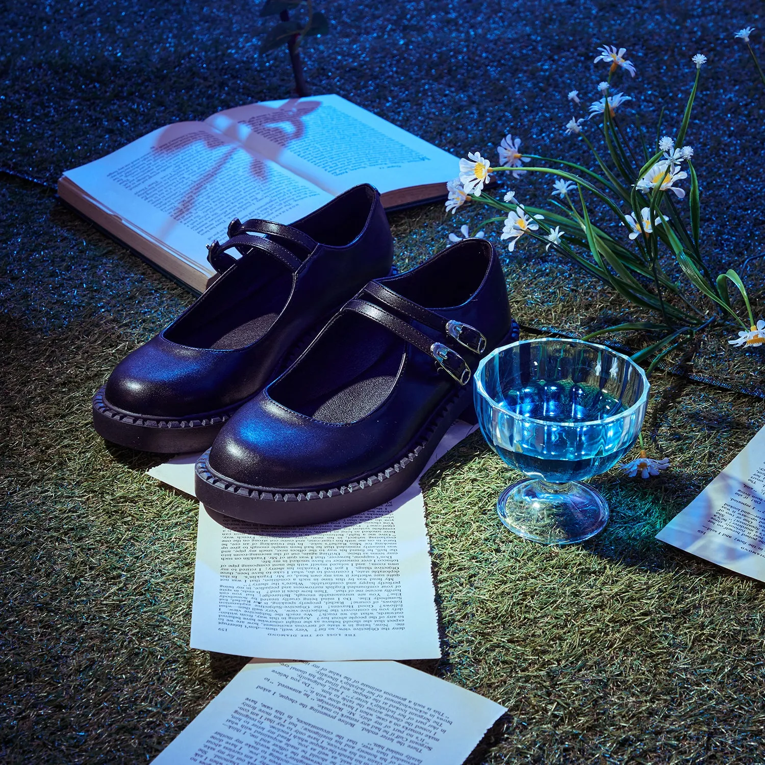 Vagar Safety Pin Tale Mary Janes Best Slip On Shoes For Flat Feet