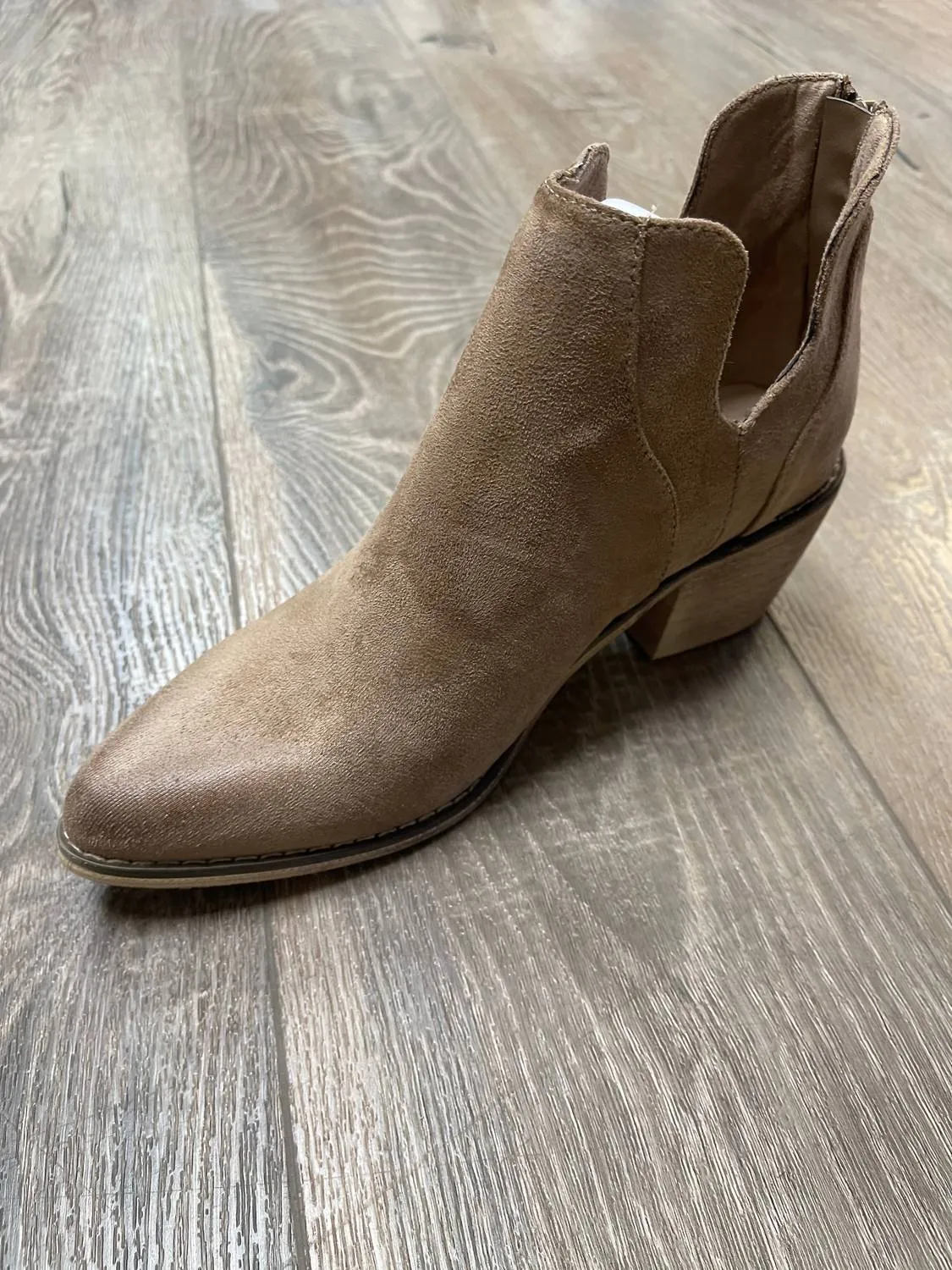 Drew Boots Women's Westin Bootie In Taupe
