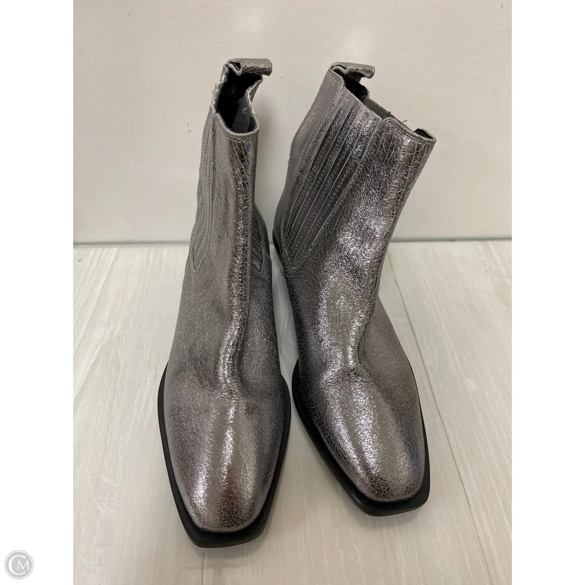 Boots Ankle Flats By Seychelles In Silver, Size: 8 Ankle Boots Warm