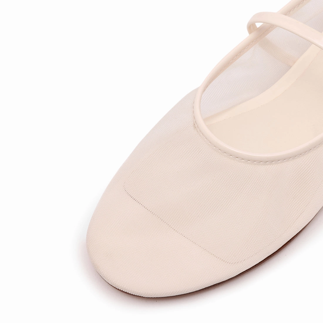 Mash Flat Shoe IVORY Character Shoes