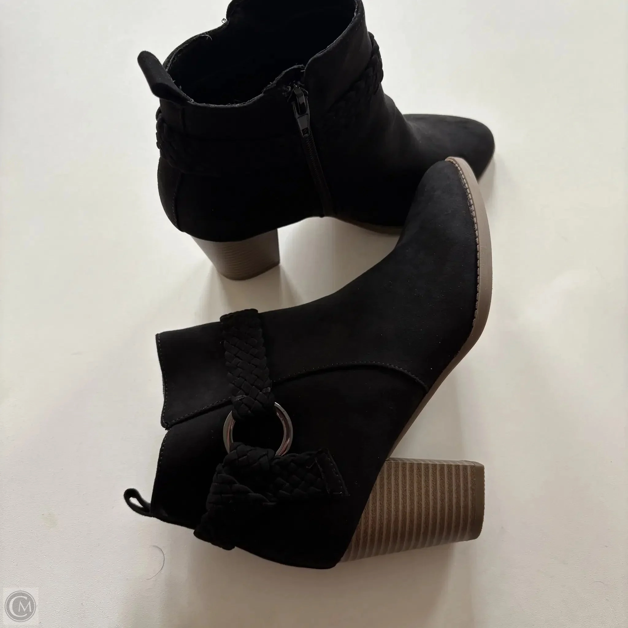 Brown Pointed Toe Ankle Boots Boots Ankle Heels By SM In Black, Size: 6.5