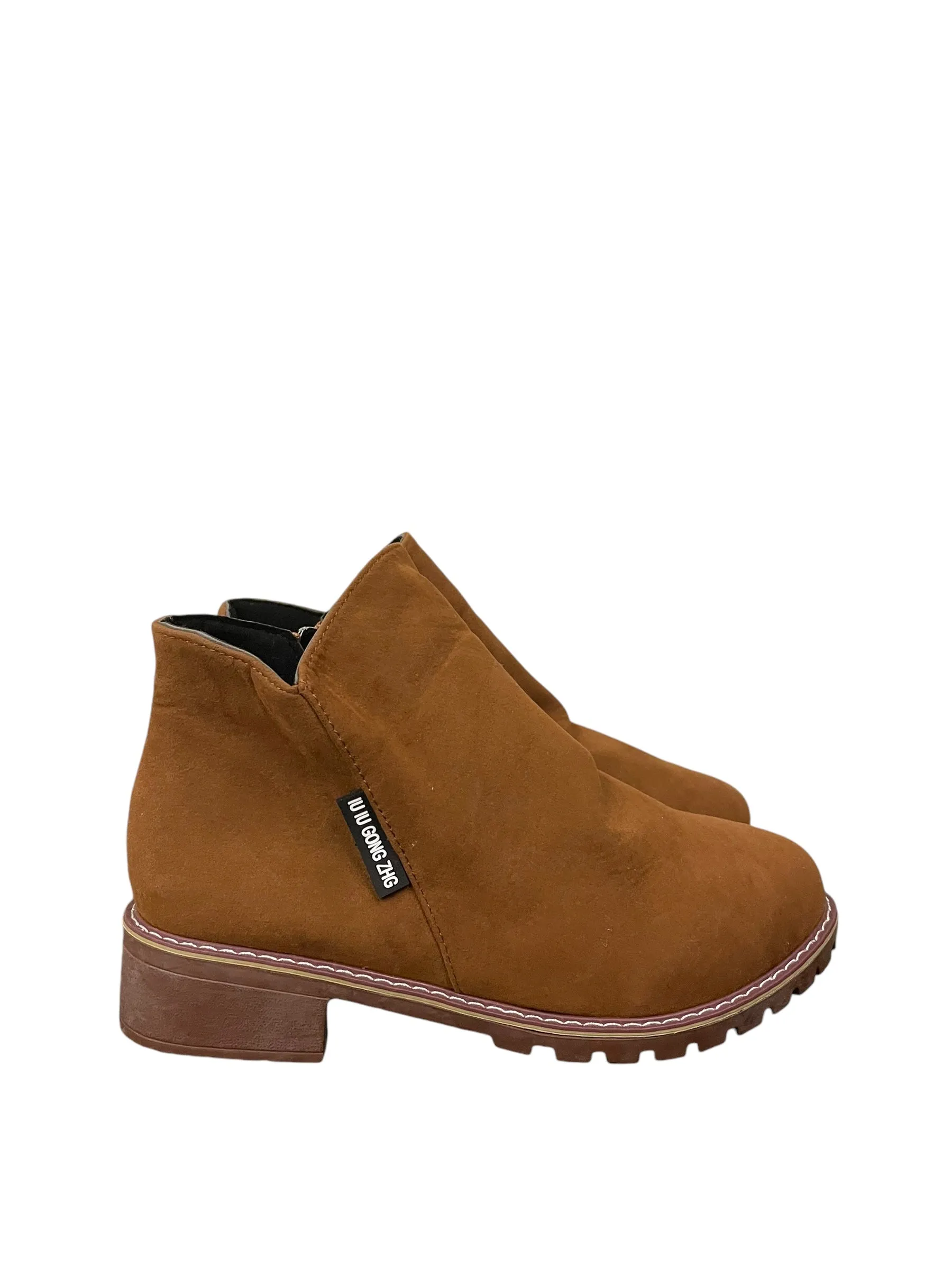 Well Worn Ankle Boots Boots Ankle Flats By Clothes Mentor In Brown, Size: 8.5