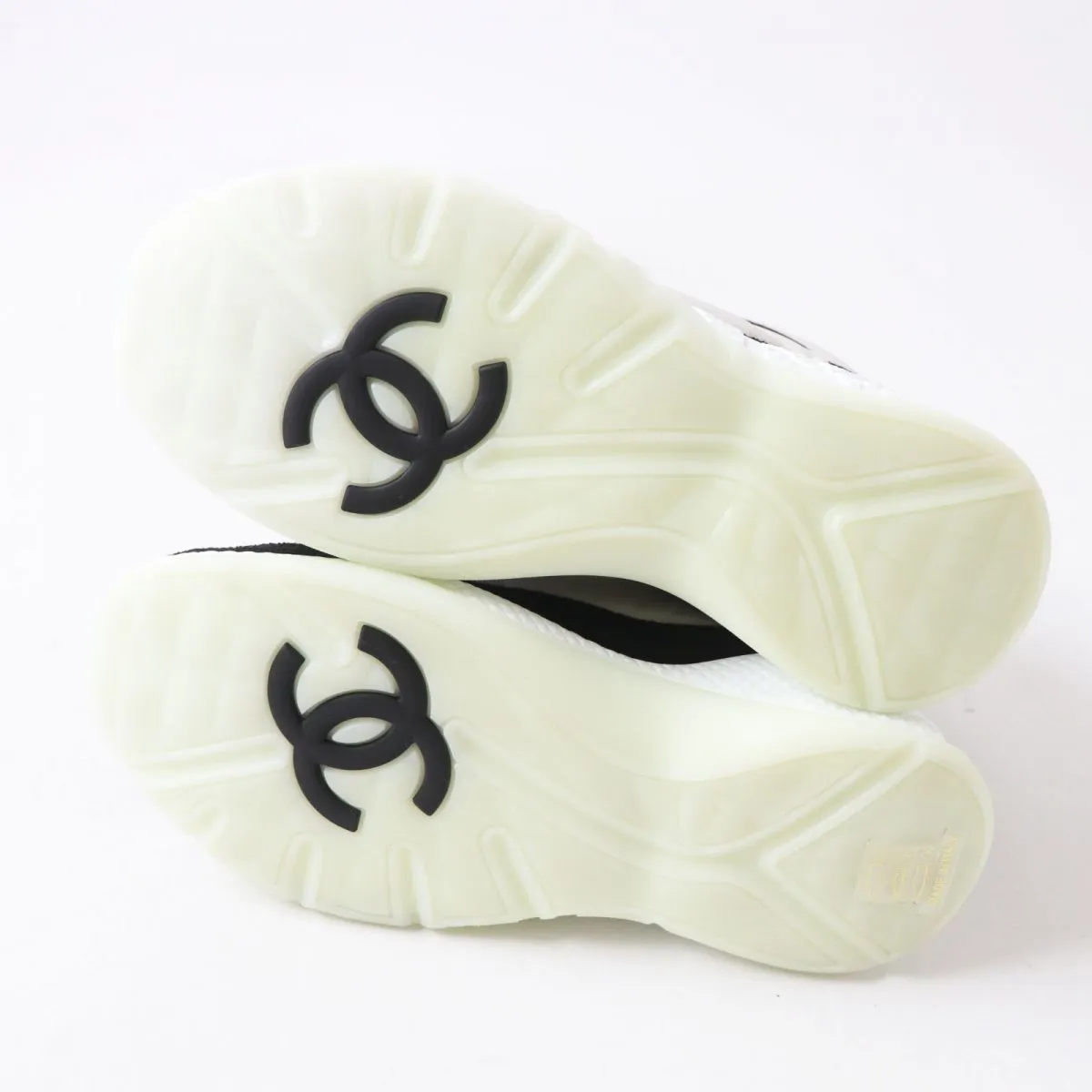 Snake Resistant Boots Chanel COCO Mark Snow Boots Nylon Suede Black Gray