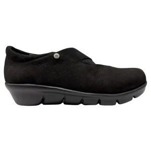 Slip On Water Shoes Wolky Cursa Black Antique Nubuck Shoe (Women's)