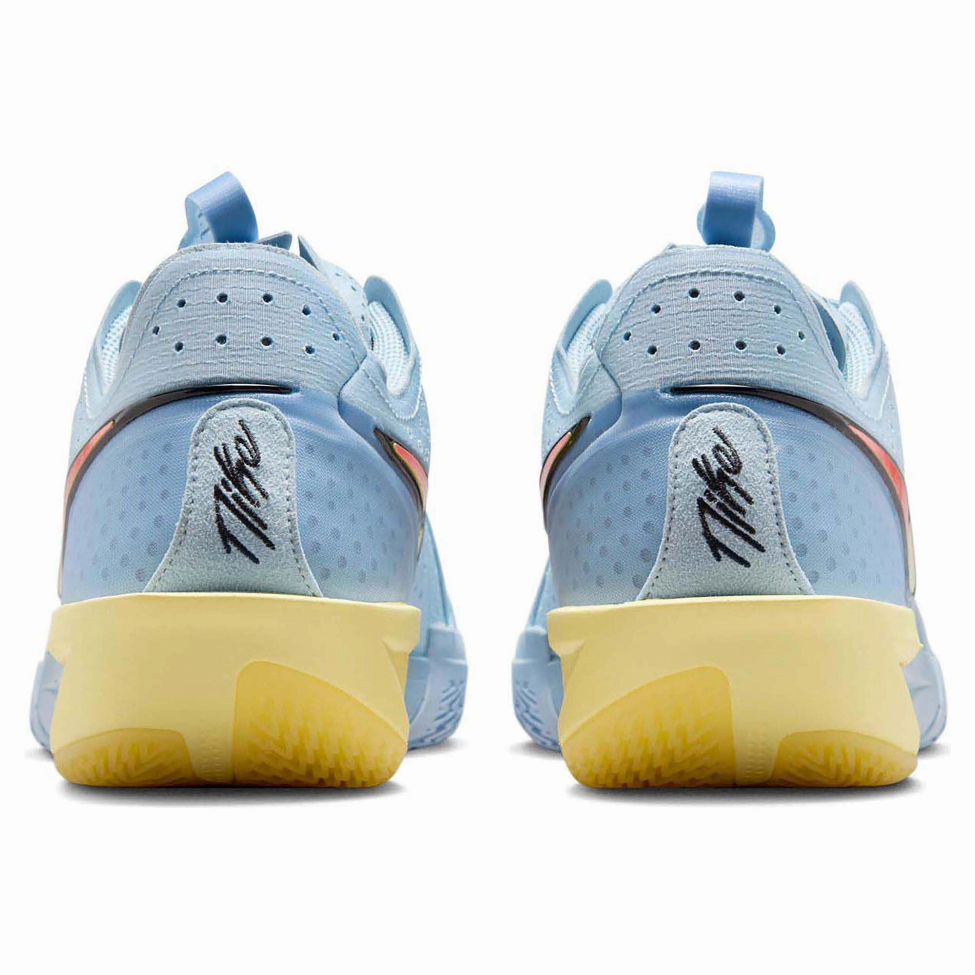 Self Tightening Basketball Shoes G.T. Cut 3 Basketball Shoes