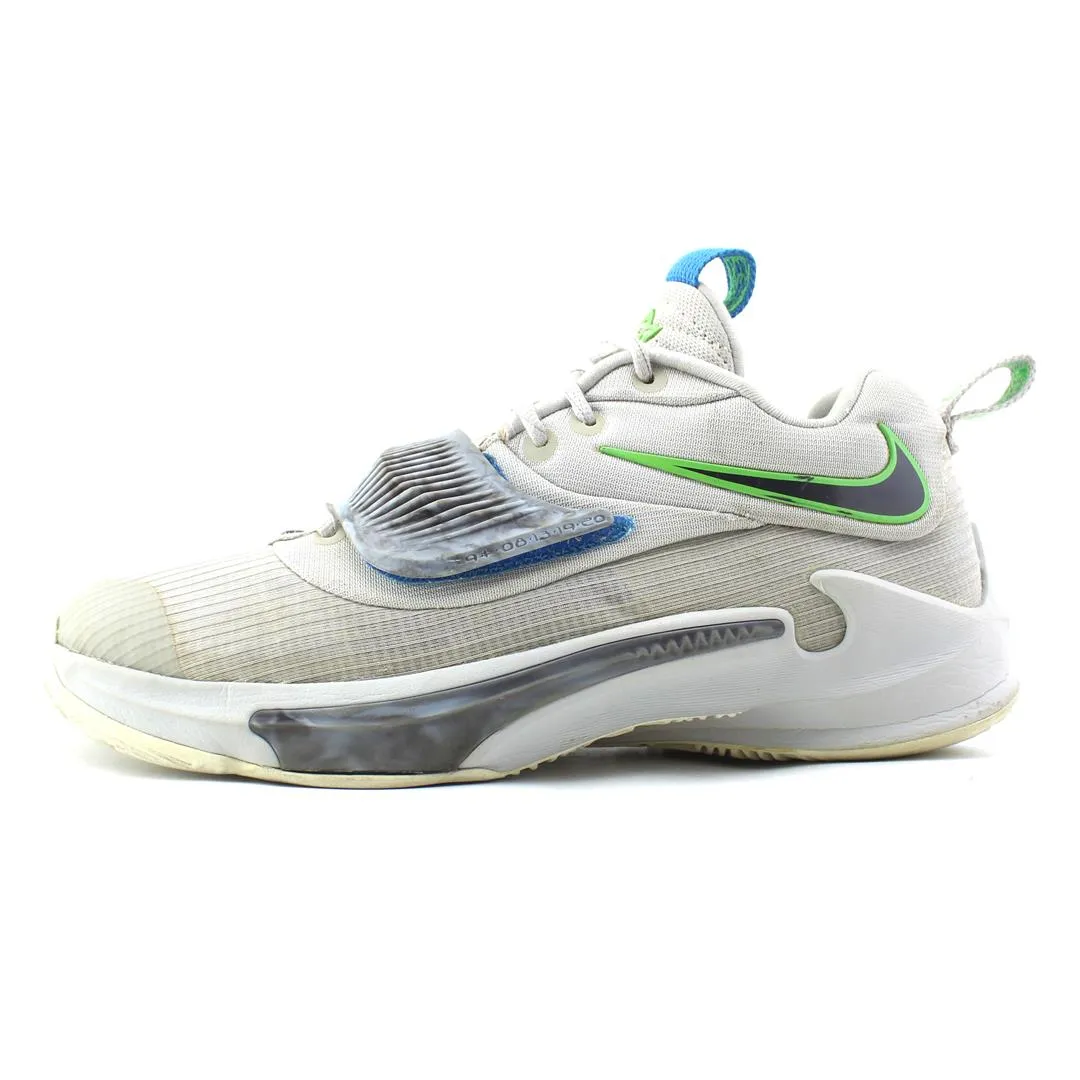Basketball Shoes Tight On Sides NIKE AIR ZOOM FREAK 3