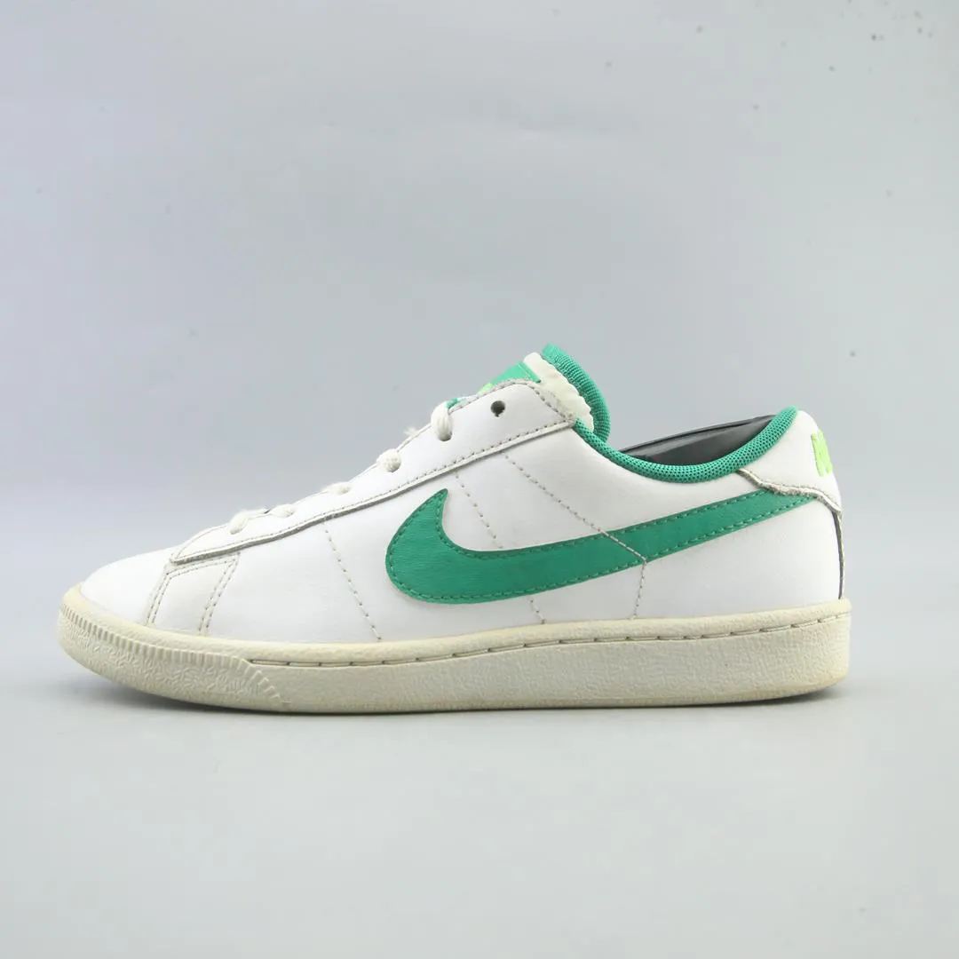 NIKE CLASSIC Tennis Shoes With Boost