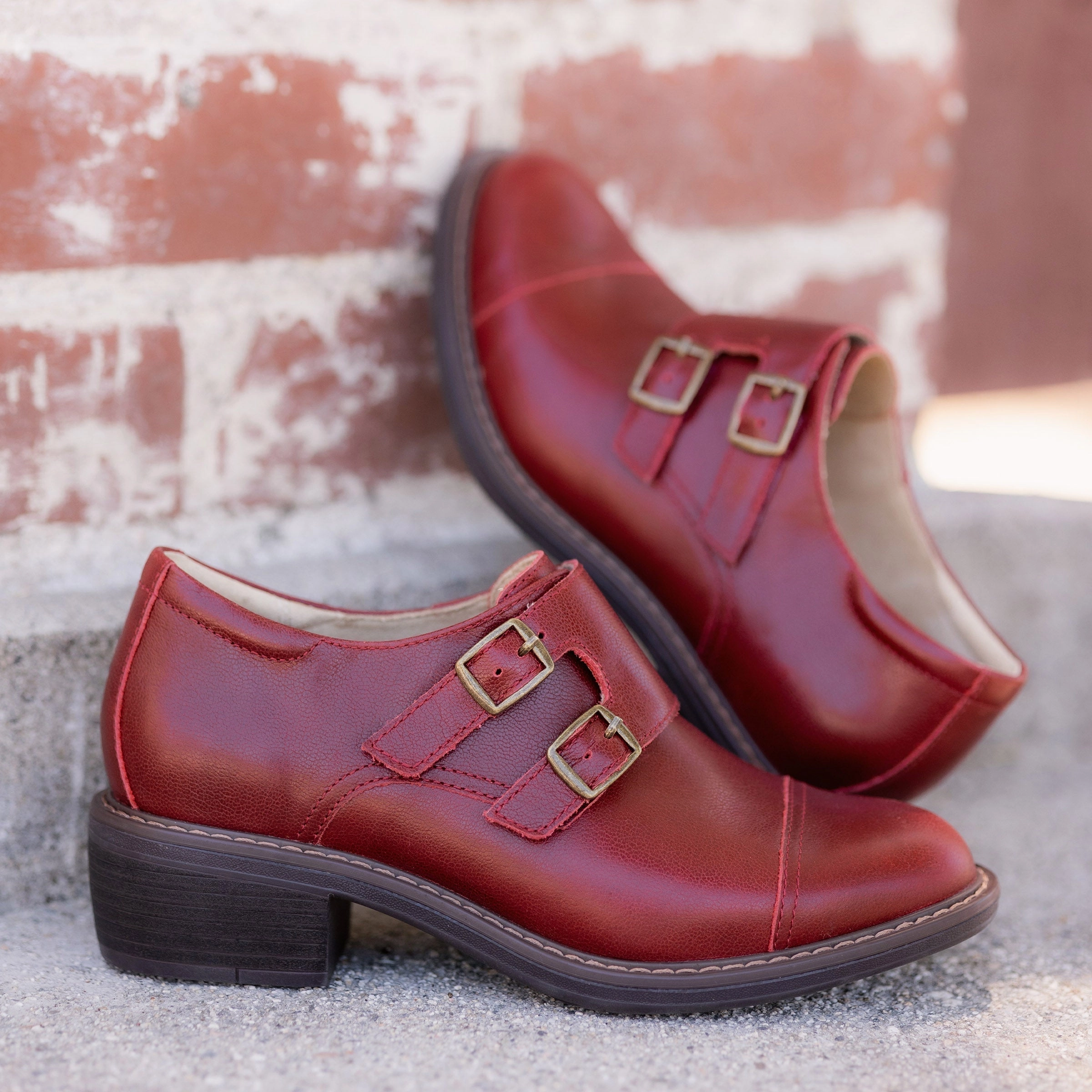 Mave Designer Slip On Sandals