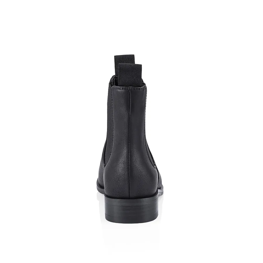 Out And About Boots Harper Chelsea Boots - Black Softee